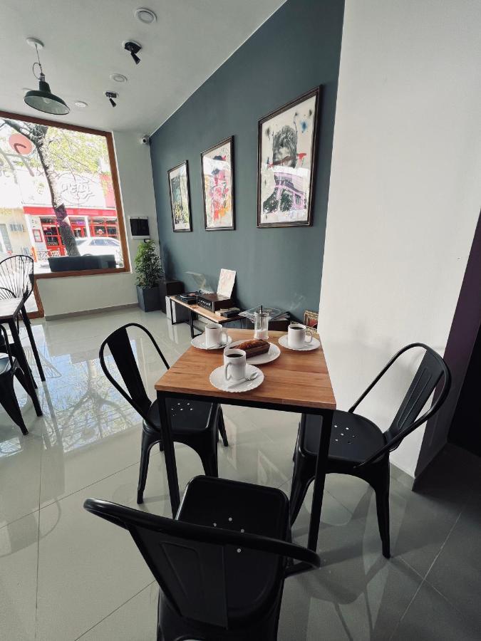 Black Star Art Hostel Neuquén Εξωτερικό φωτογραφία