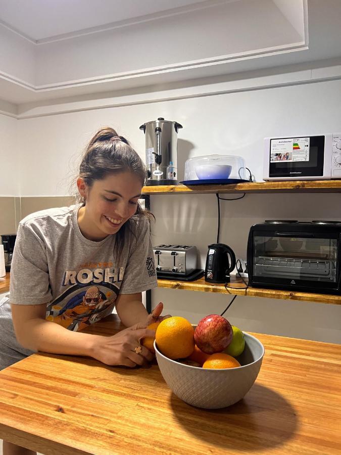 Black Star Art Hostel Neuquén Εξωτερικό φωτογραφία