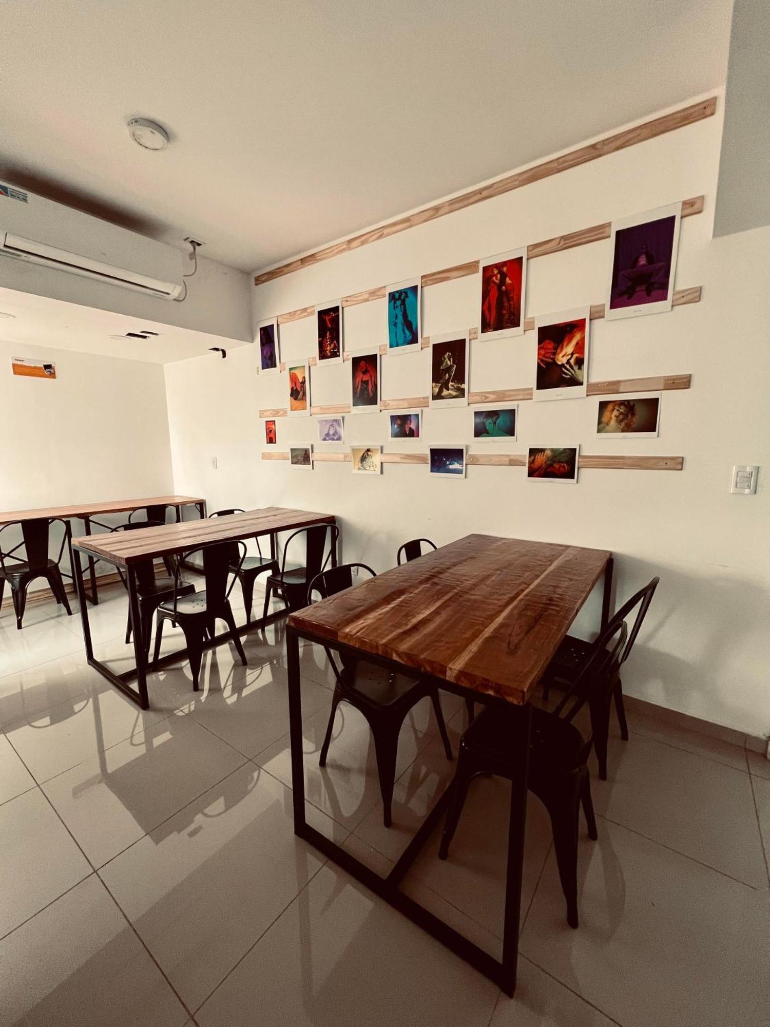 Black Star Art Hostel Neuquén Εξωτερικό φωτογραφία