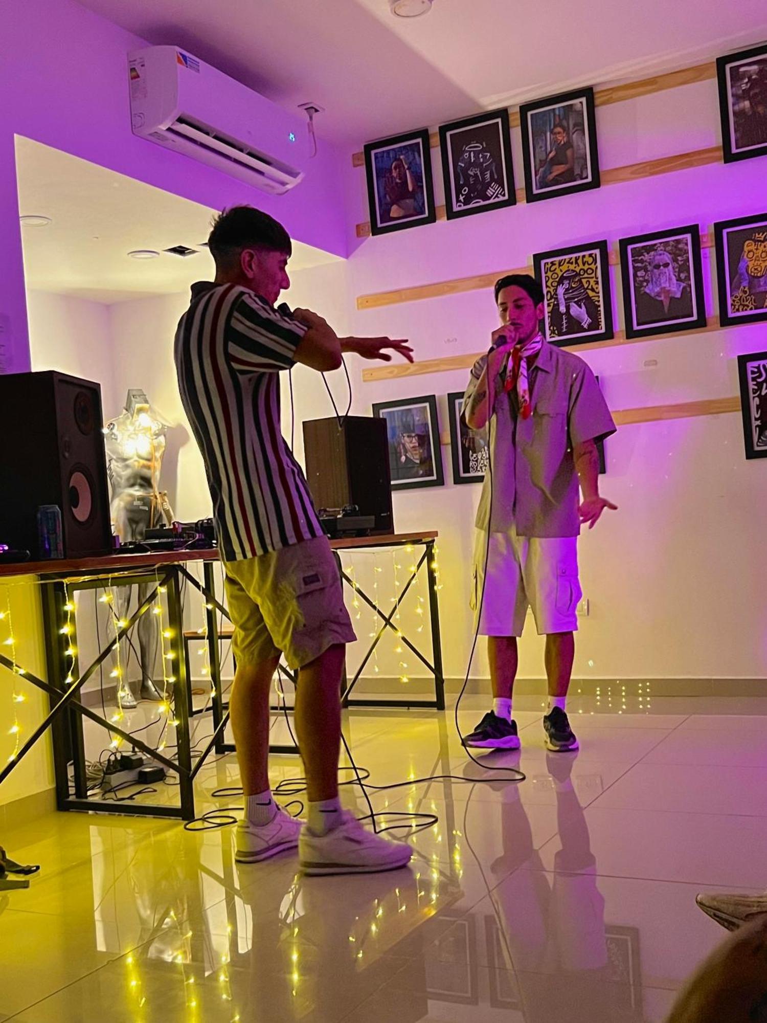 Black Star Art Hostel Neuquén Εξωτερικό φωτογραφία